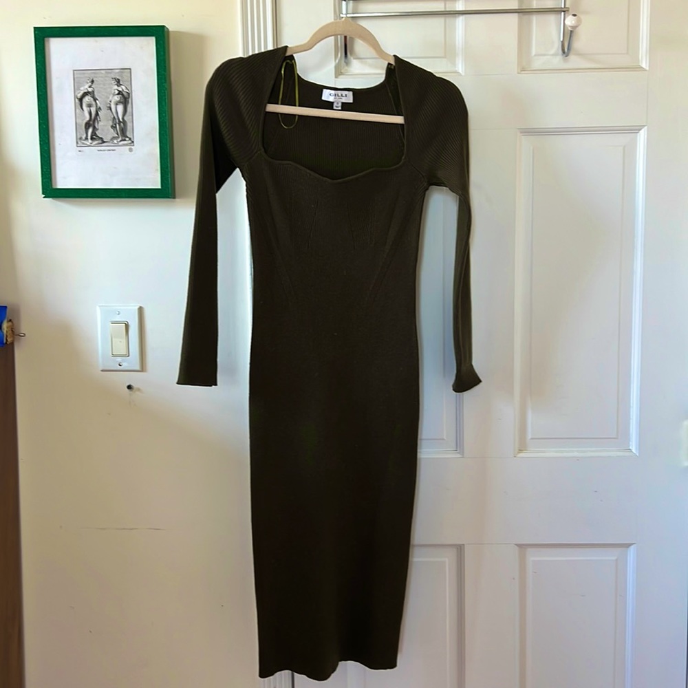 Gilli long sleeve hunter green dress